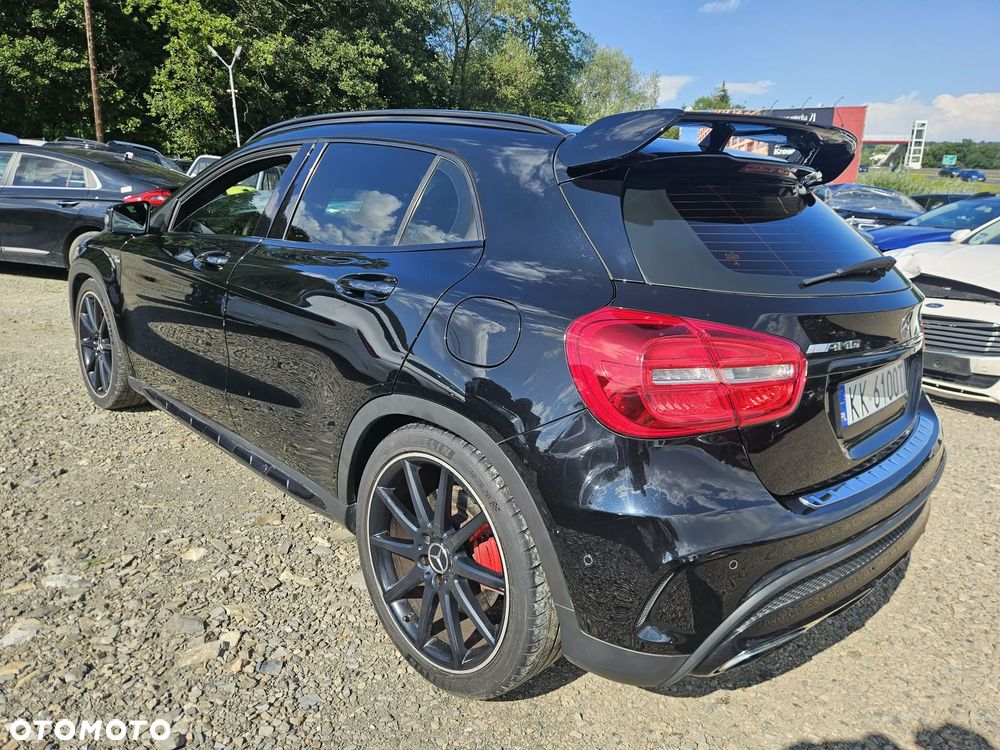 Mercedes-Benz GLA 45 AMG 4-Matic - 2