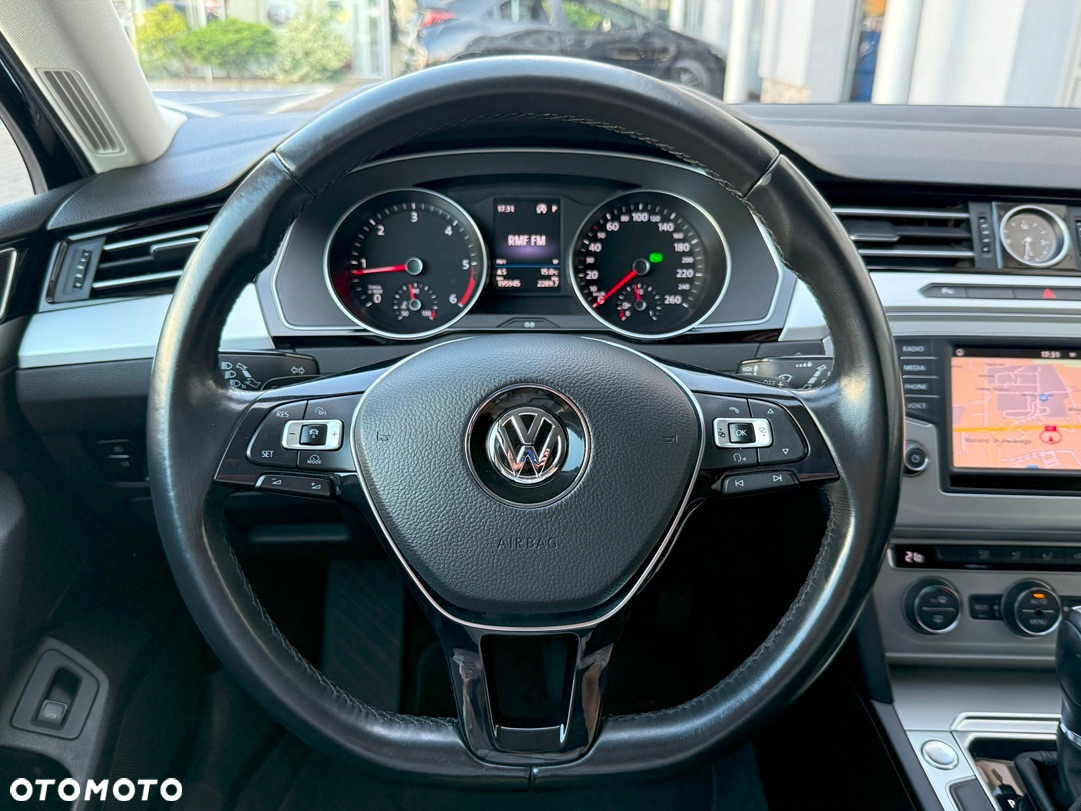 Volkswagen Passat 2.0 TDI BMT Comfortline DSG - 12