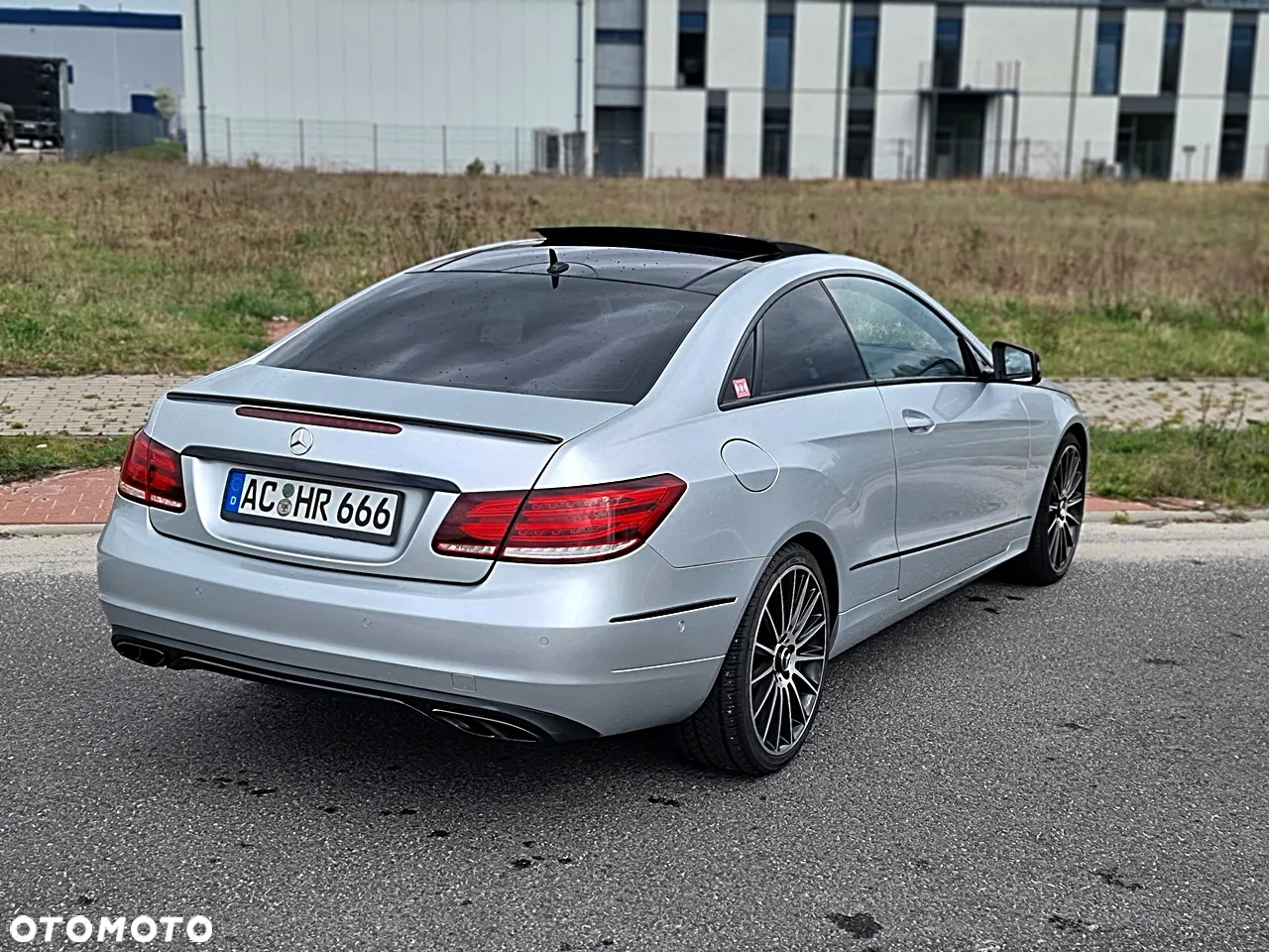 Mercedes-Benz Klasa E - 15