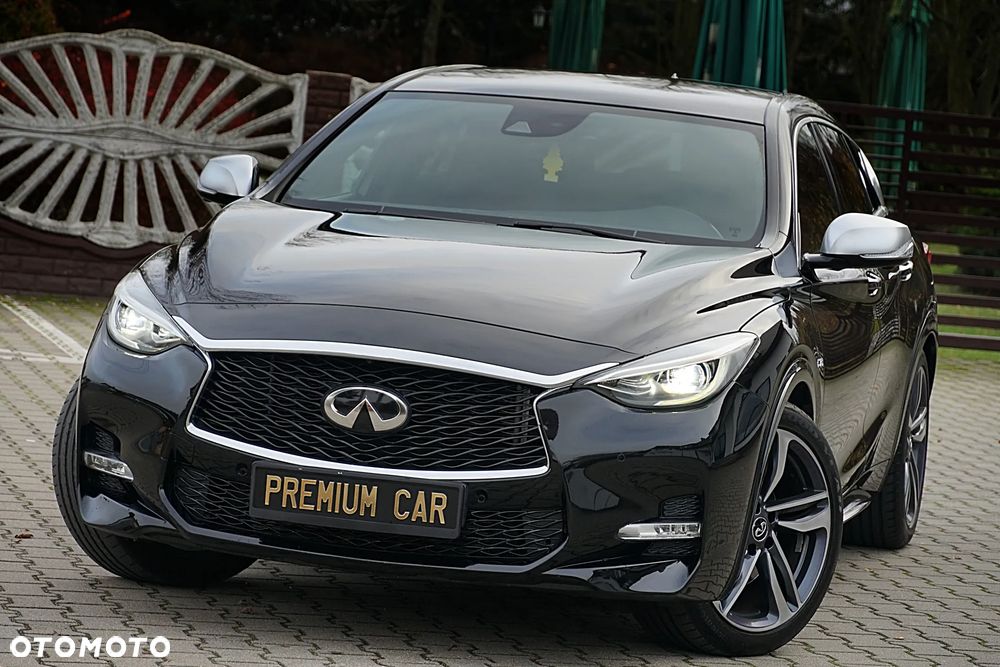 Infiniti Q30 2.0t DCT AWD Sport - 5