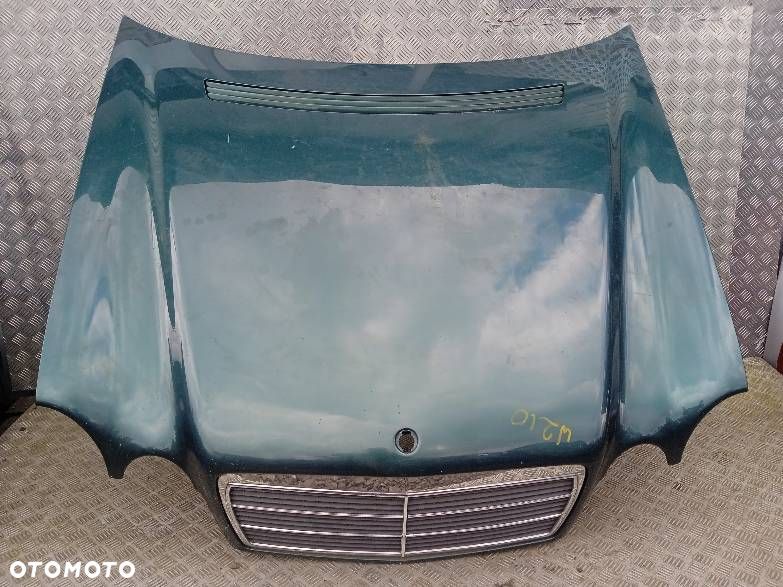 MASKA MERCEDES-BENZ 210 - 3