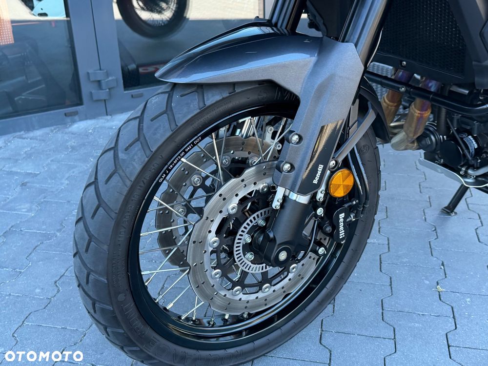 Benelli TRK 502X - 37