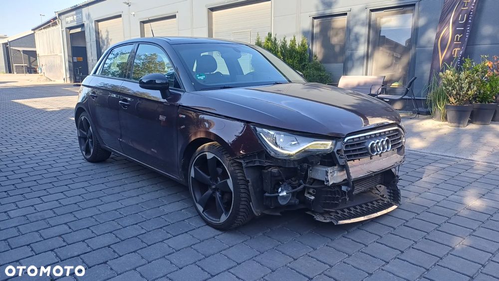 Audi A1 Sportback 1.6 TDI S tronic S line Sportpaket - 1