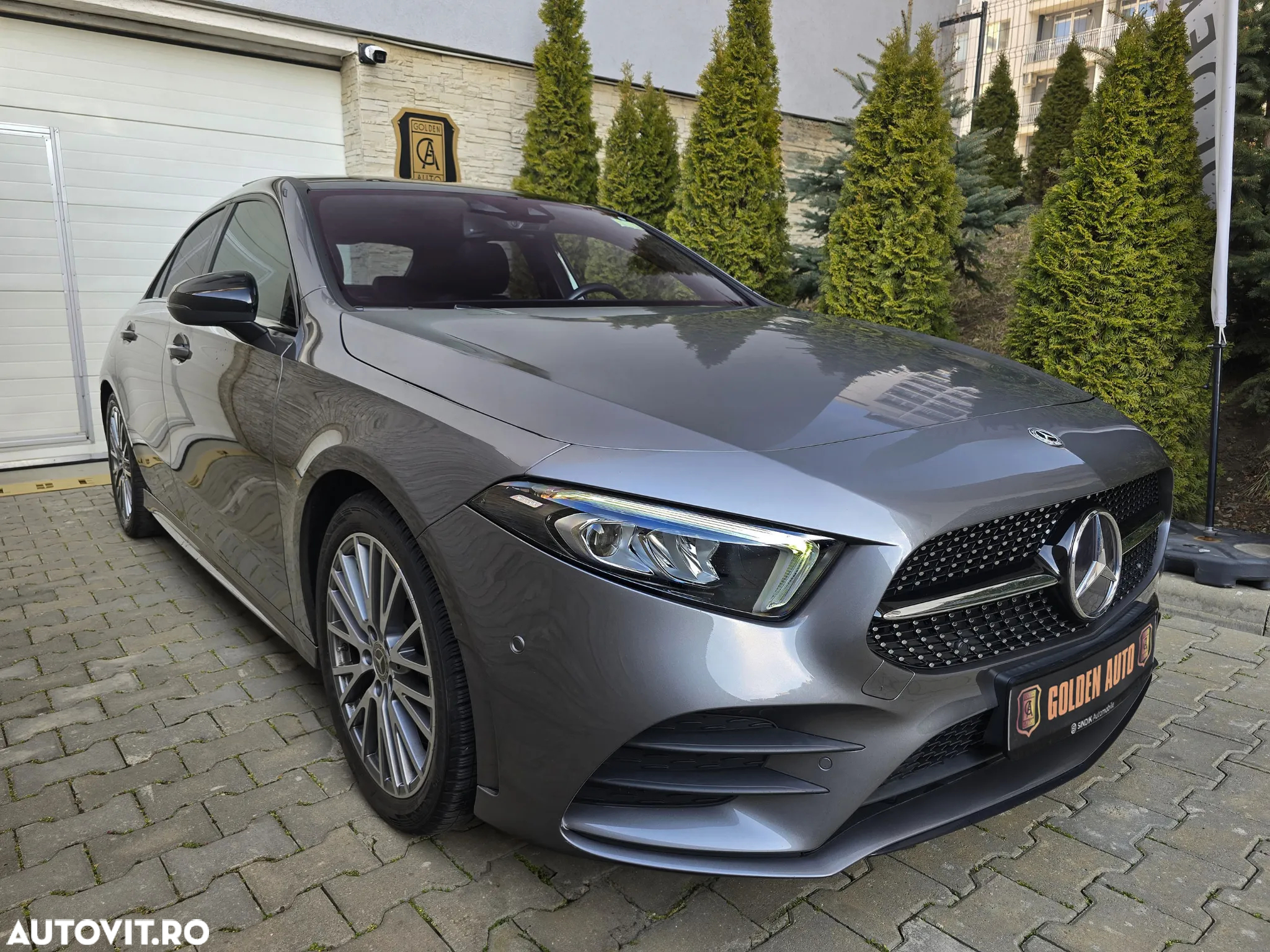 Mercedes-Benz A 250 4Matic 7G-DCT AMG Line - 22