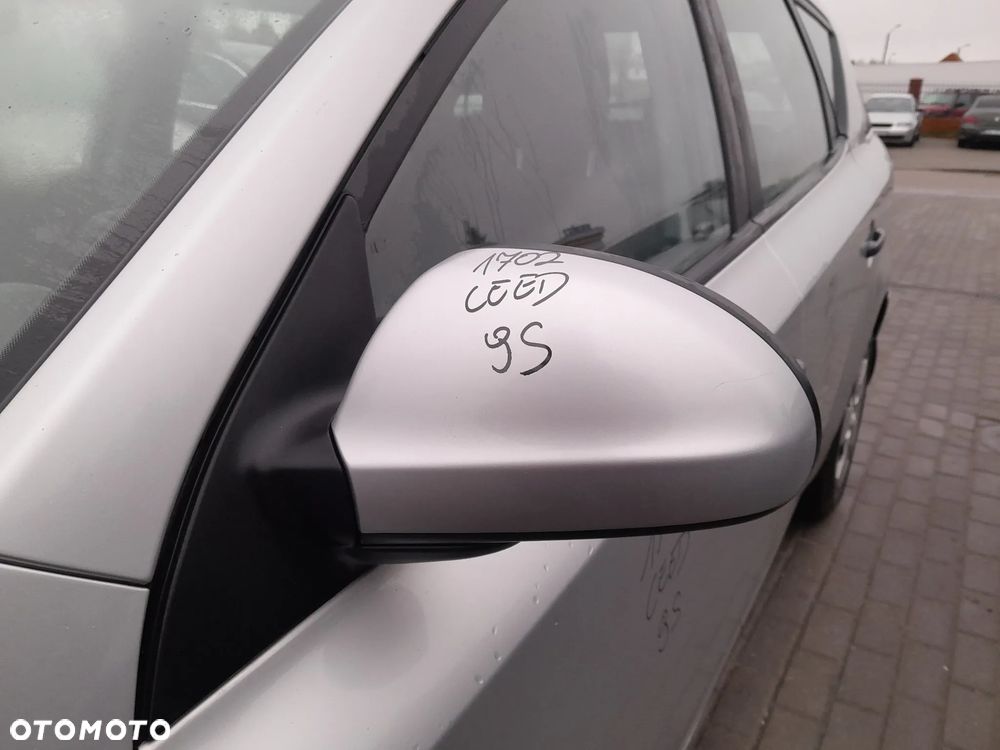 KIA CEED LUSTERKO LEWE PRZEDNIE LEWY PRZÓD KOLOR: 9S - 1