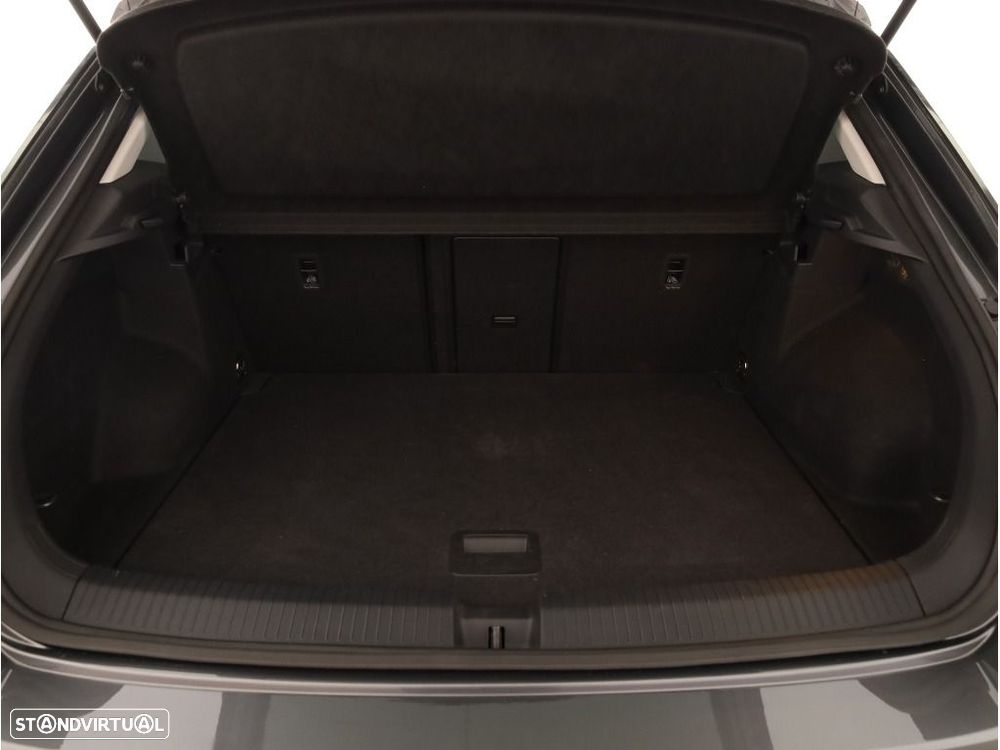 VW T-Roc 1.0 TSI Urban - 25