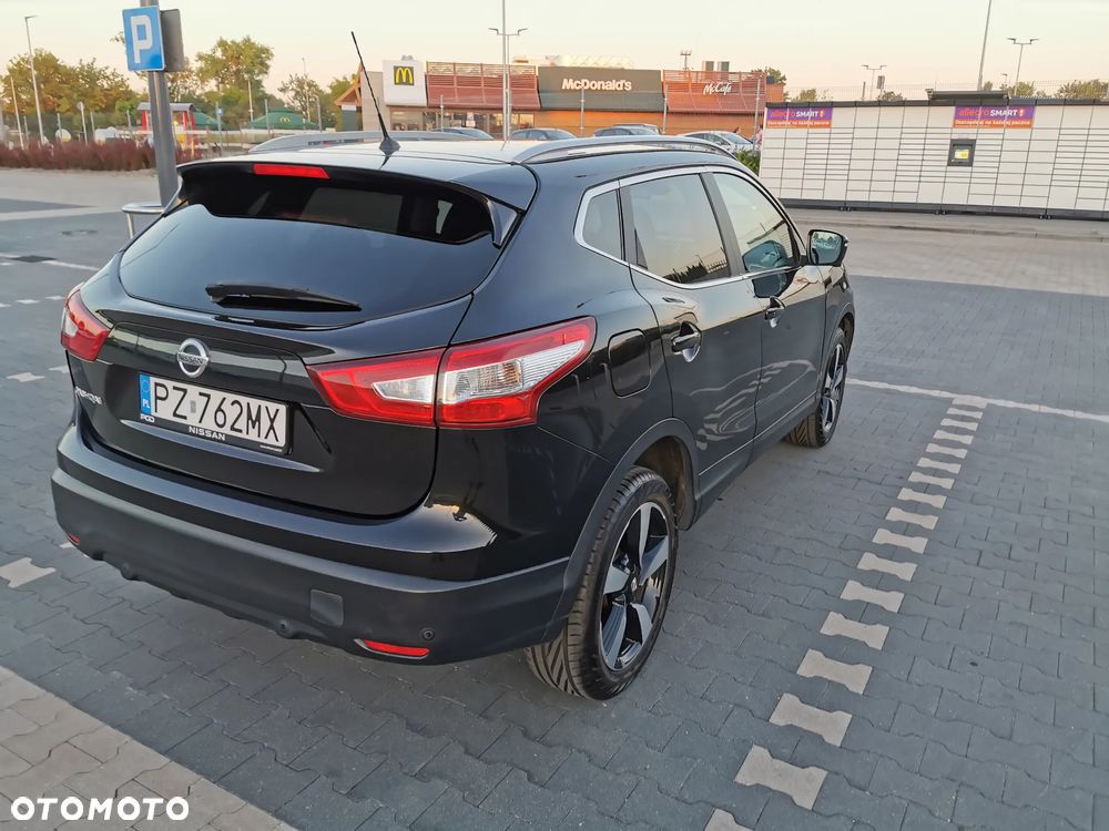 Nissan Qashqai 1.6 DIG-T N-Connecta - 6