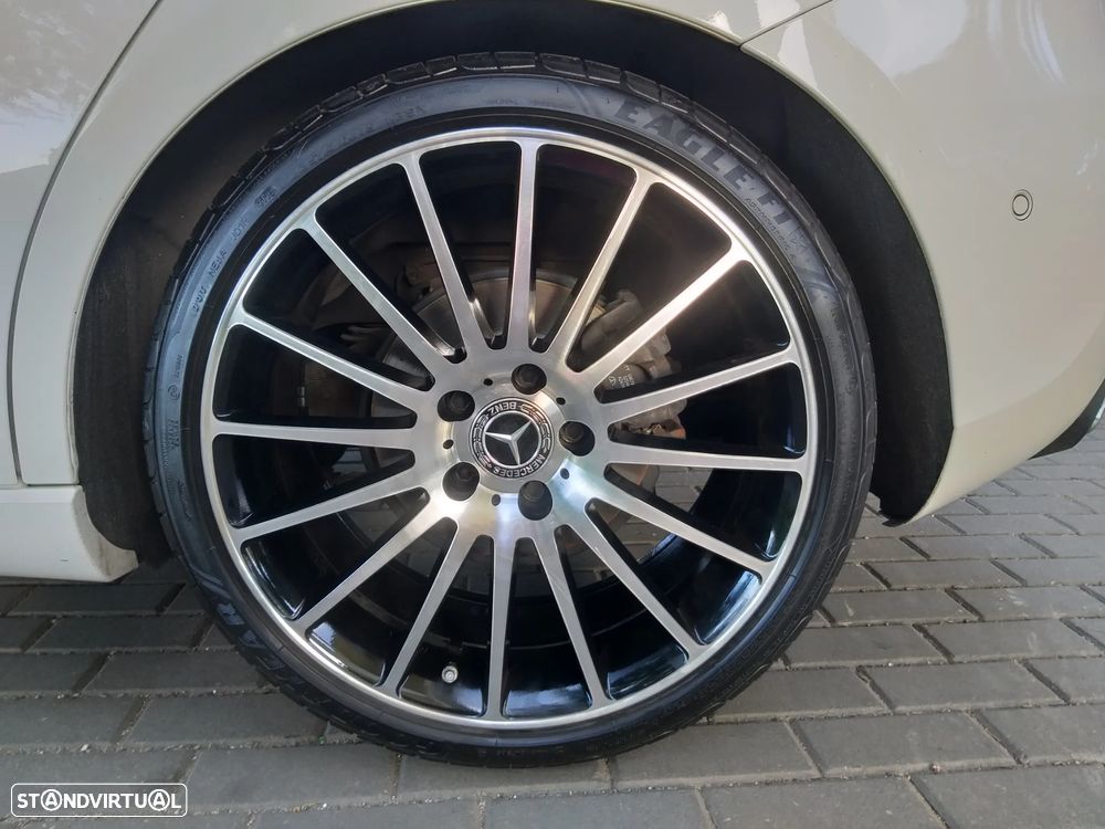 Mercedes-Benz A 220 d 8G-DCT Edition 19 - 13