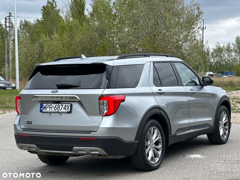 Ford Explorer - 4