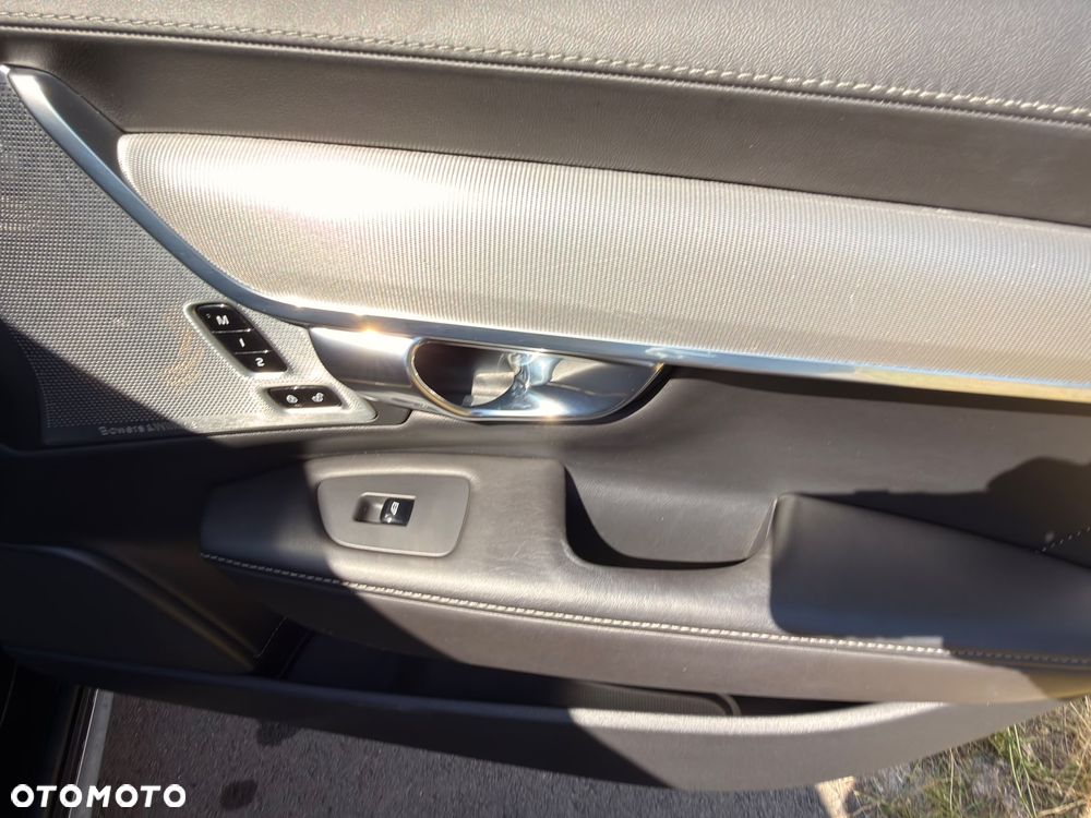 Volvo XC 90 D4 Geartronic RDesign - 10
