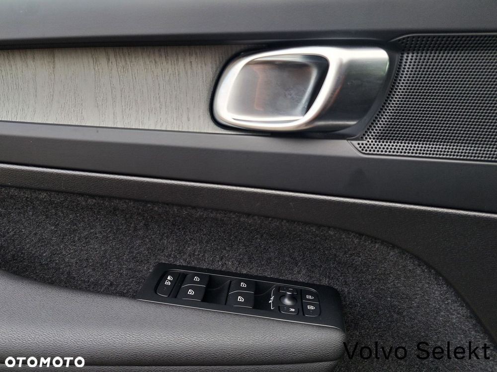 Volvo XC 40 - 26