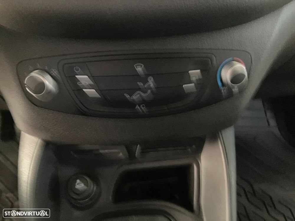 Ford TRANSIT COURIER 1.5 TDCI - 20