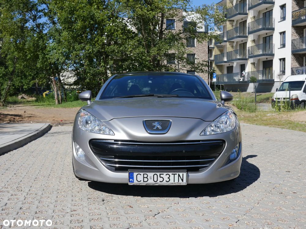 Peugeot RCZ - 8