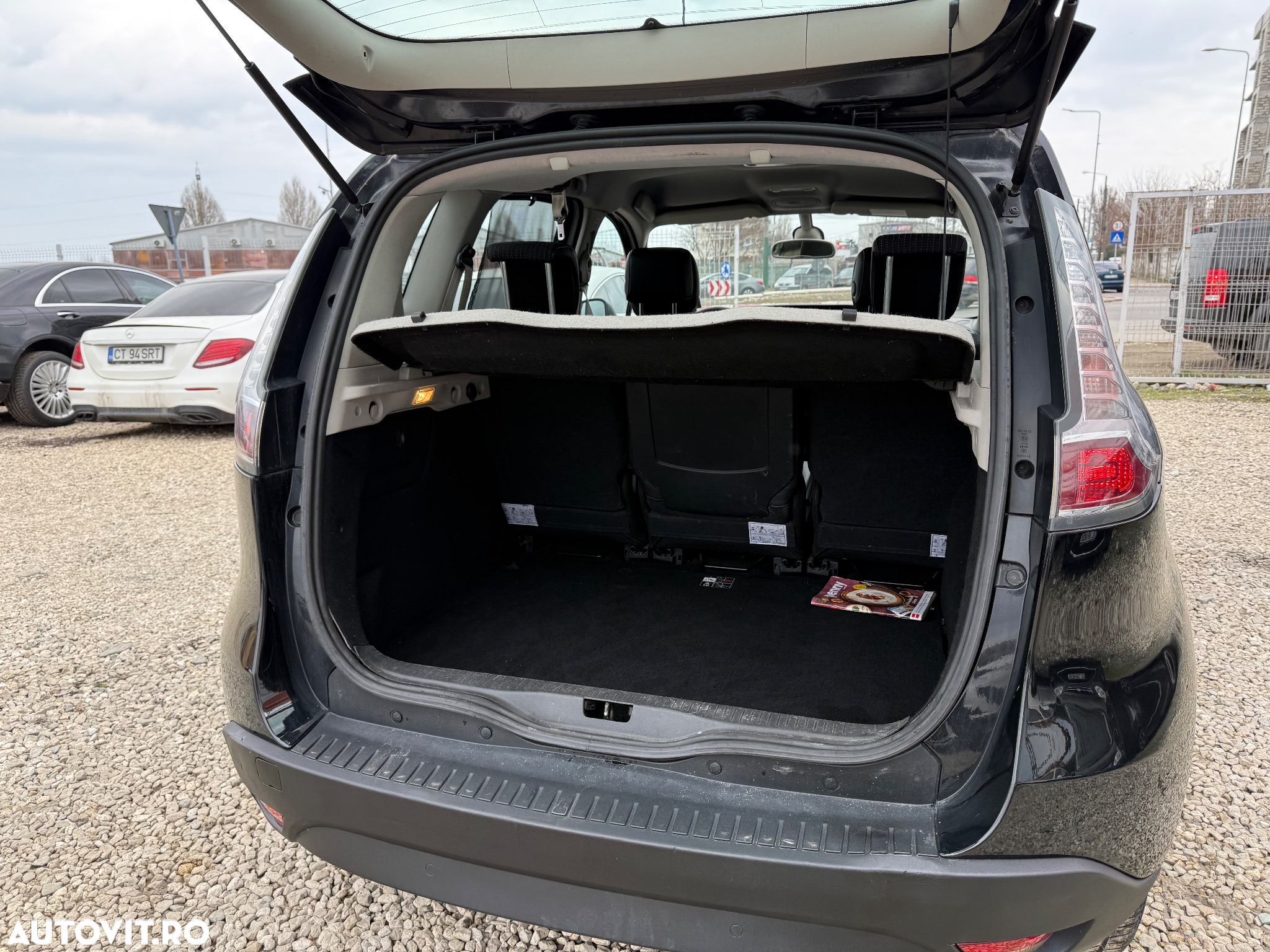 Renault Scenic ENERGY dCi 110 S&S Bose Edition - 11