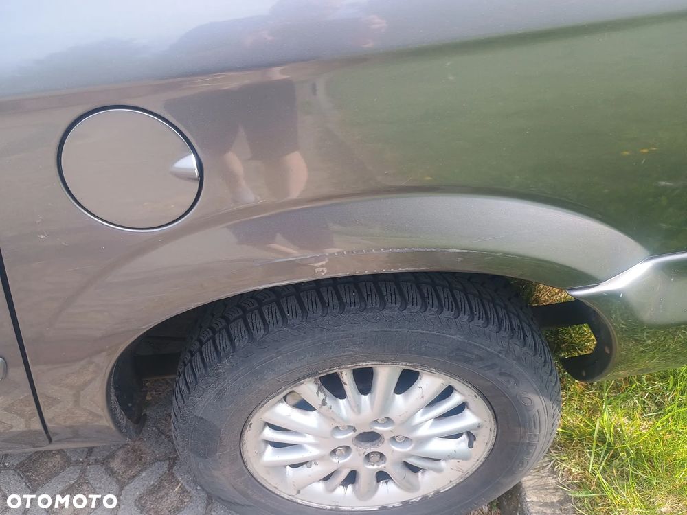 Chrysler Voyager 2.8 Executive SE CRD - 6