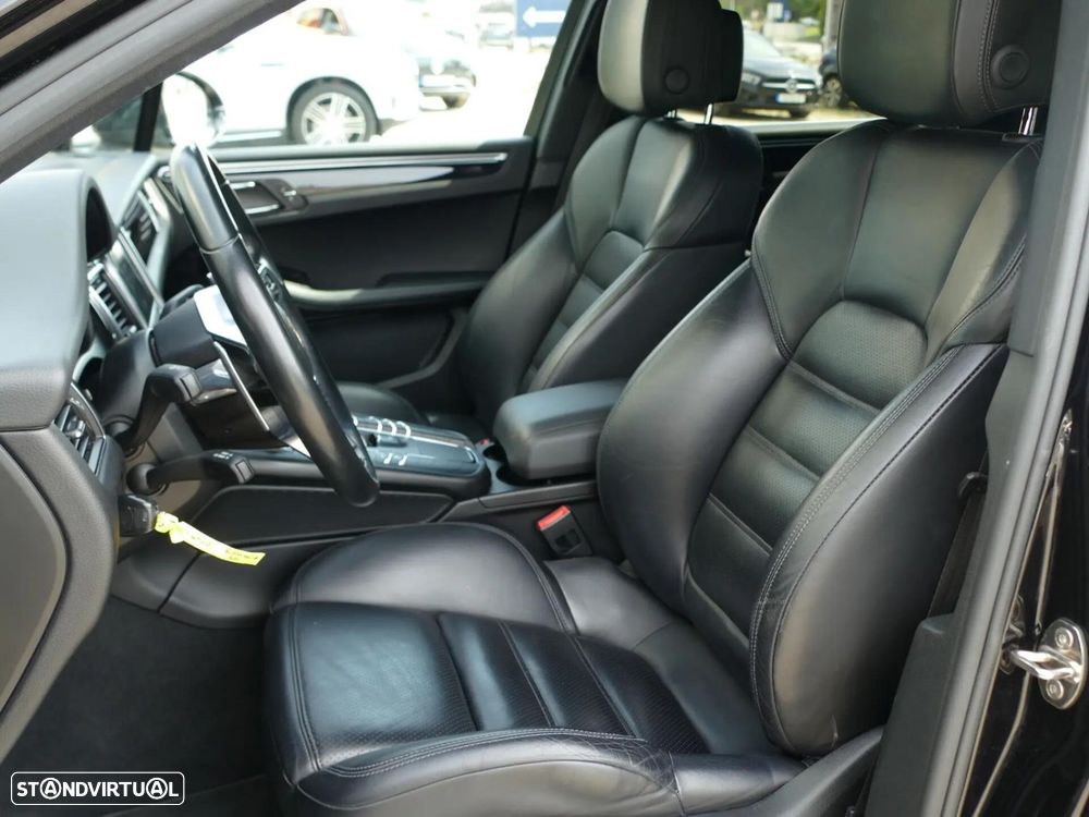 Porsche Macan S - 29