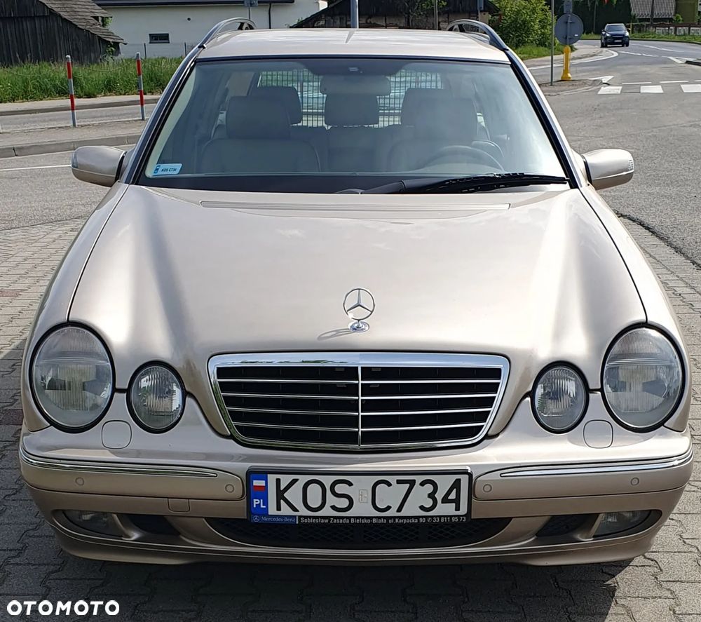 Mercedes-Benz Klasa E 320 T Avantgarde - 2