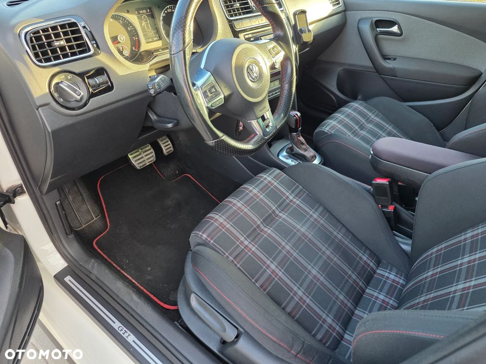 Volkswagen Polo 1.4 TSI GTI DSG - 13