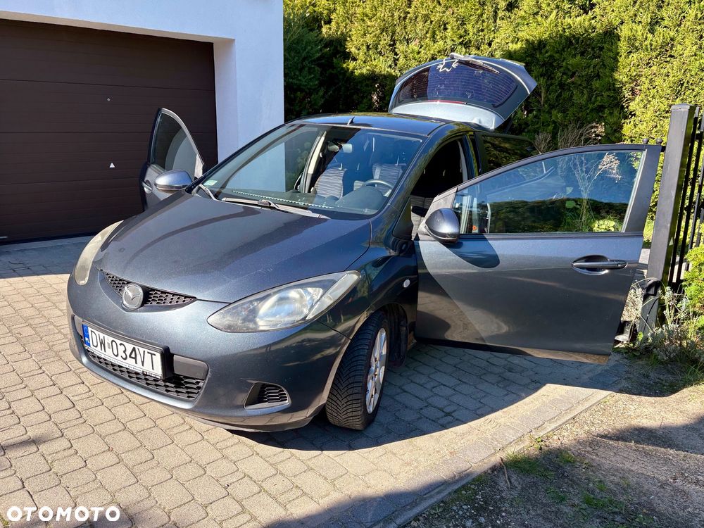 Mazda 2 - 16