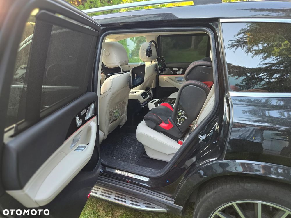 Mercedes-Benz GLS - 28