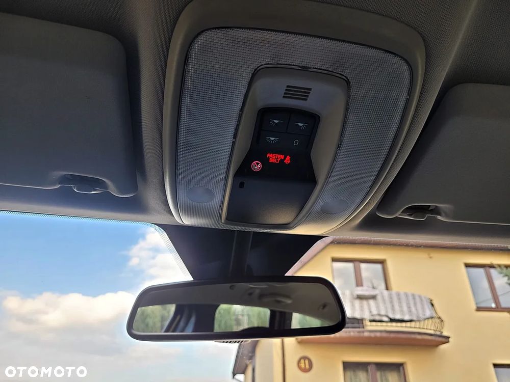 Volvo V50 DPF DRIVe Momentum - 17