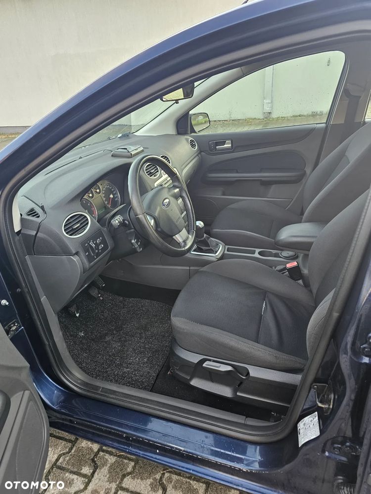 Ford Focus - 9