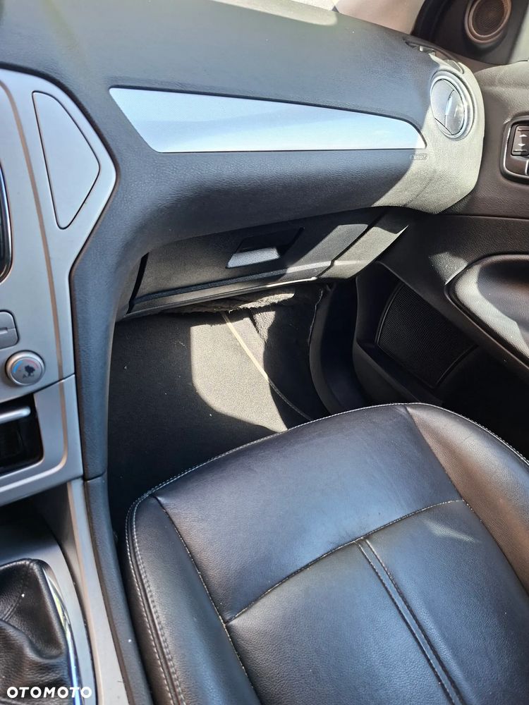 Ford Mondeo 2.0 TDCi Titanium - 11
