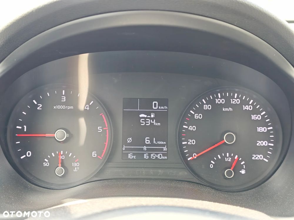Kia Stonic - 13