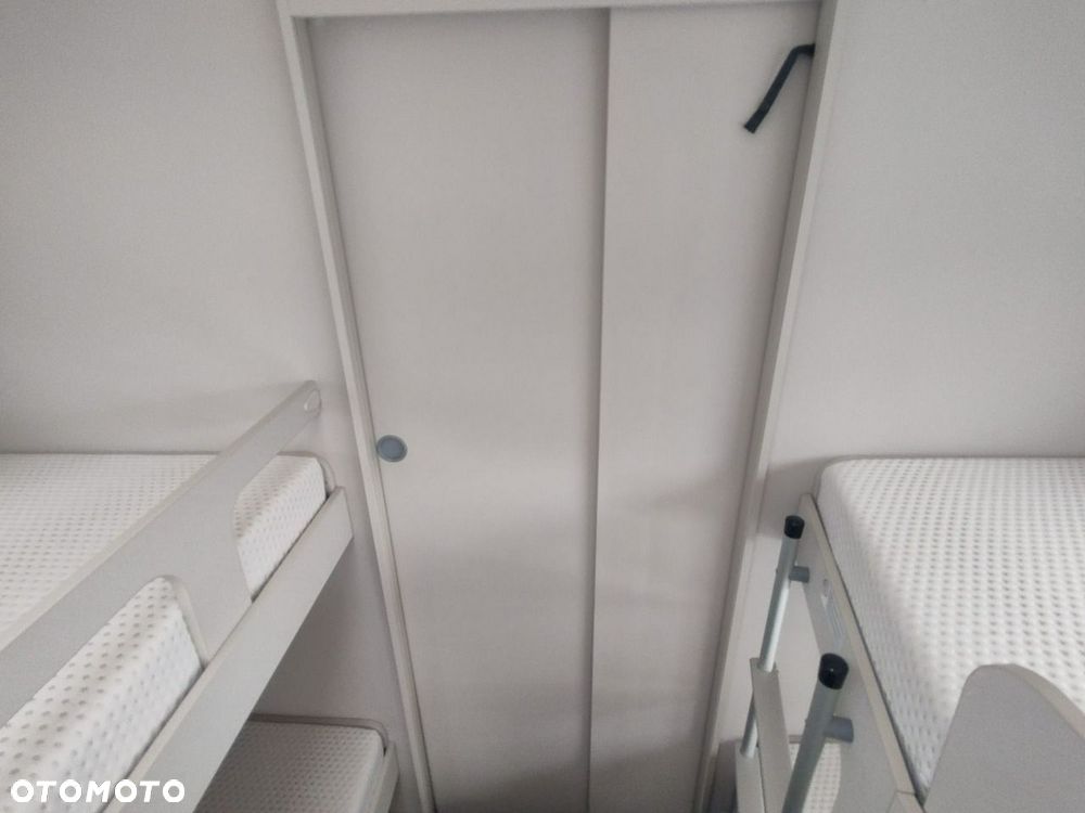 Dethleffs Nomad 730 FKR dla 8 osób! - 12