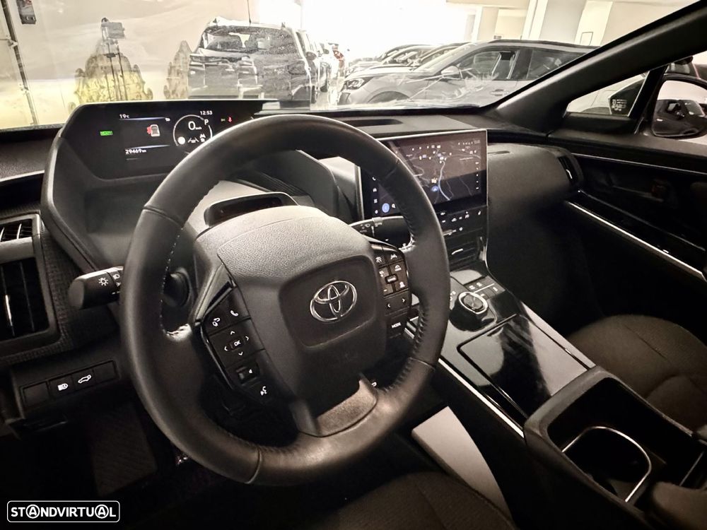 Toyota bZ4X 71,4 kWh Exclusive - 13