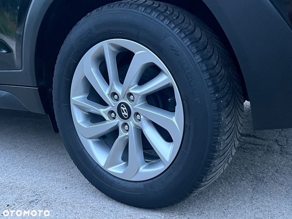 Hyundai Tucson 1.6 GDI BlueDrive Style 2WD - 21