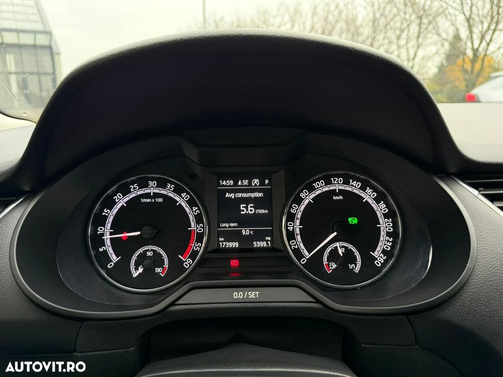 Skoda Octavia - 9