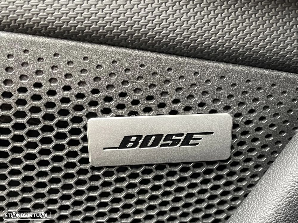 Porsche Taycan Standard - 26