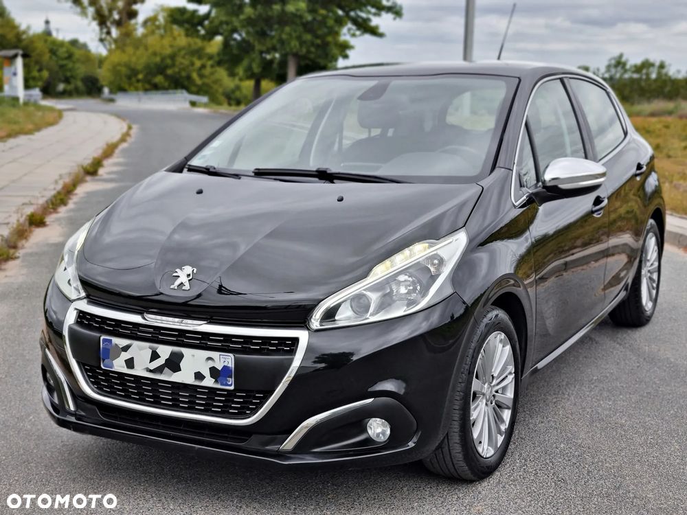 Peugeot 208 PureTech 82 Start & Stop Allure - 5