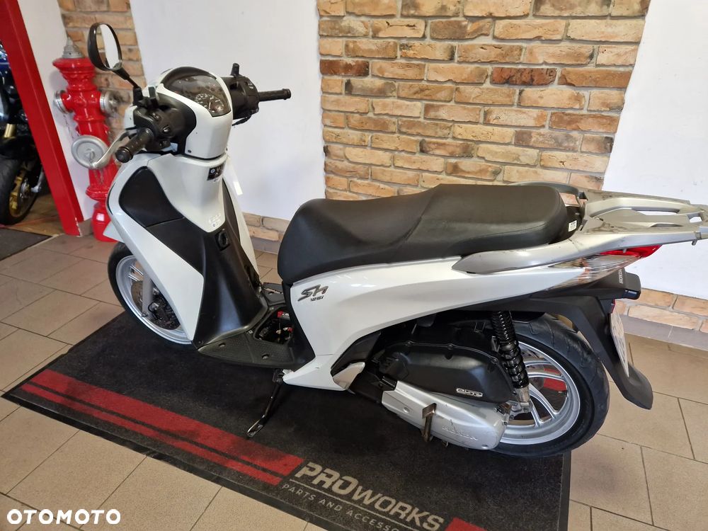 Honda SH - 22