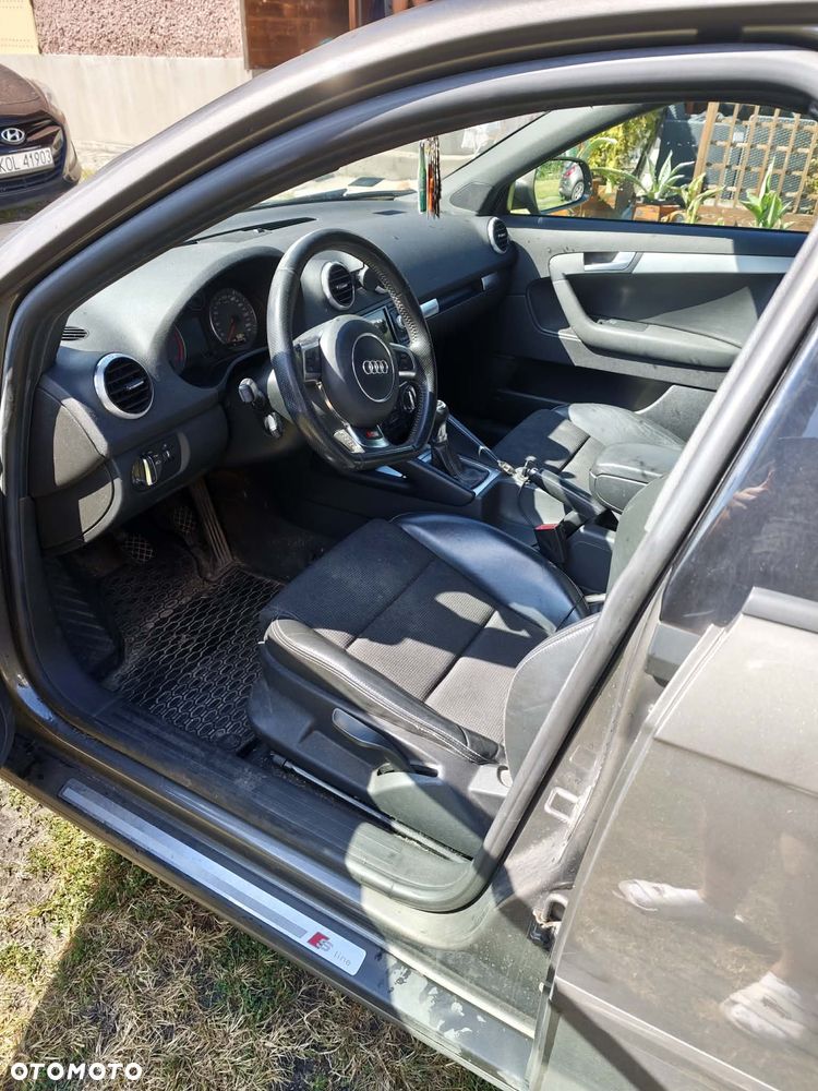 Audi A3 Sportback - 4