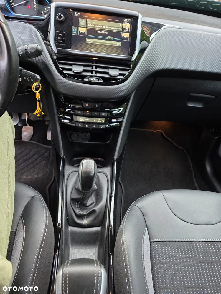 Peugeot 2008 PureTech 82 Allure - 26