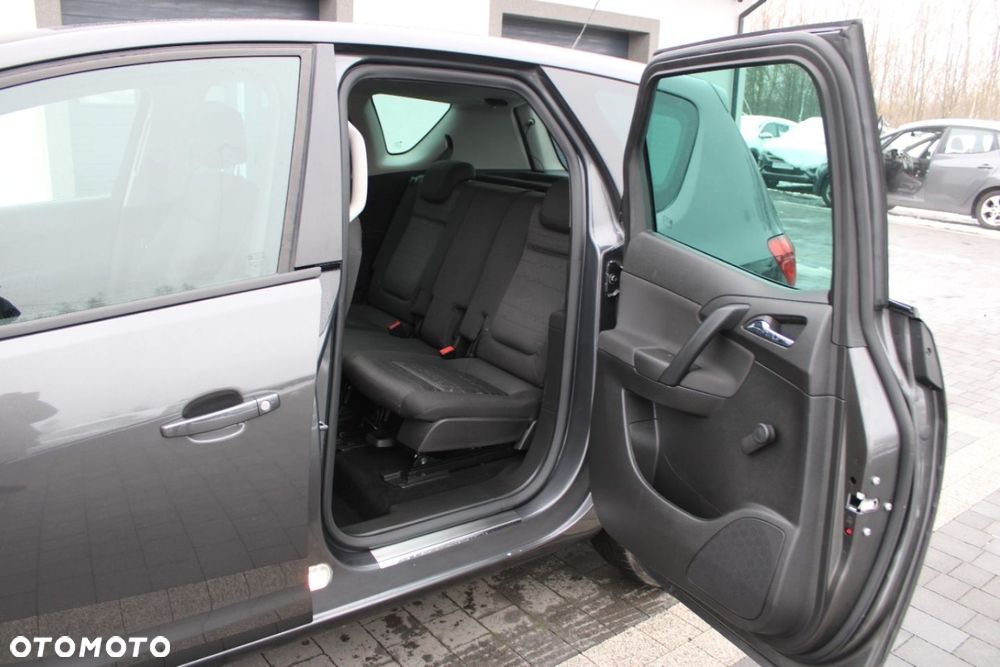 Opel Meriva - 24