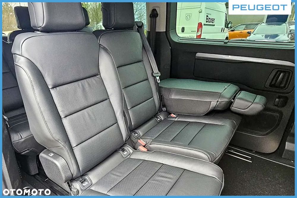 Peugeot Traveller - 15