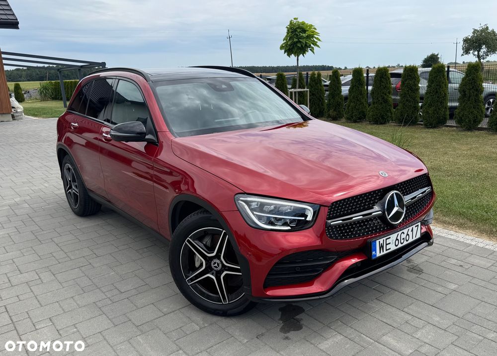Mercedes-Benz GLC 200 d 4Matic 9G-TRONIC AMG Line - 2