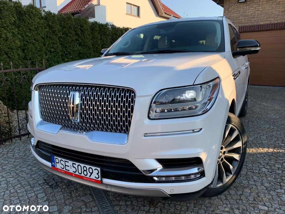 Lincoln Navigator - 24
