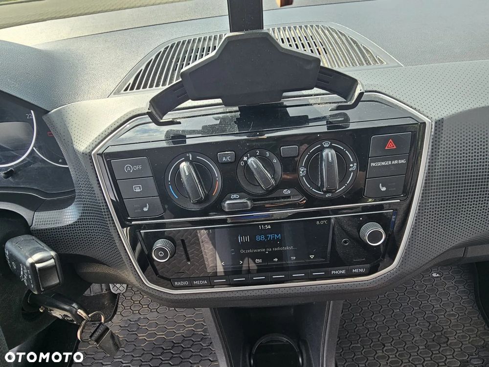 Volkswagen up! 1.0 move EU6 - 8