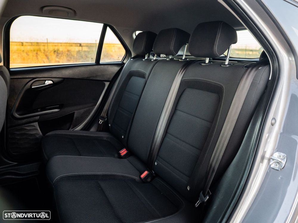 Fiat Tipo 1.6 M-Jet Lounge Tech - 25