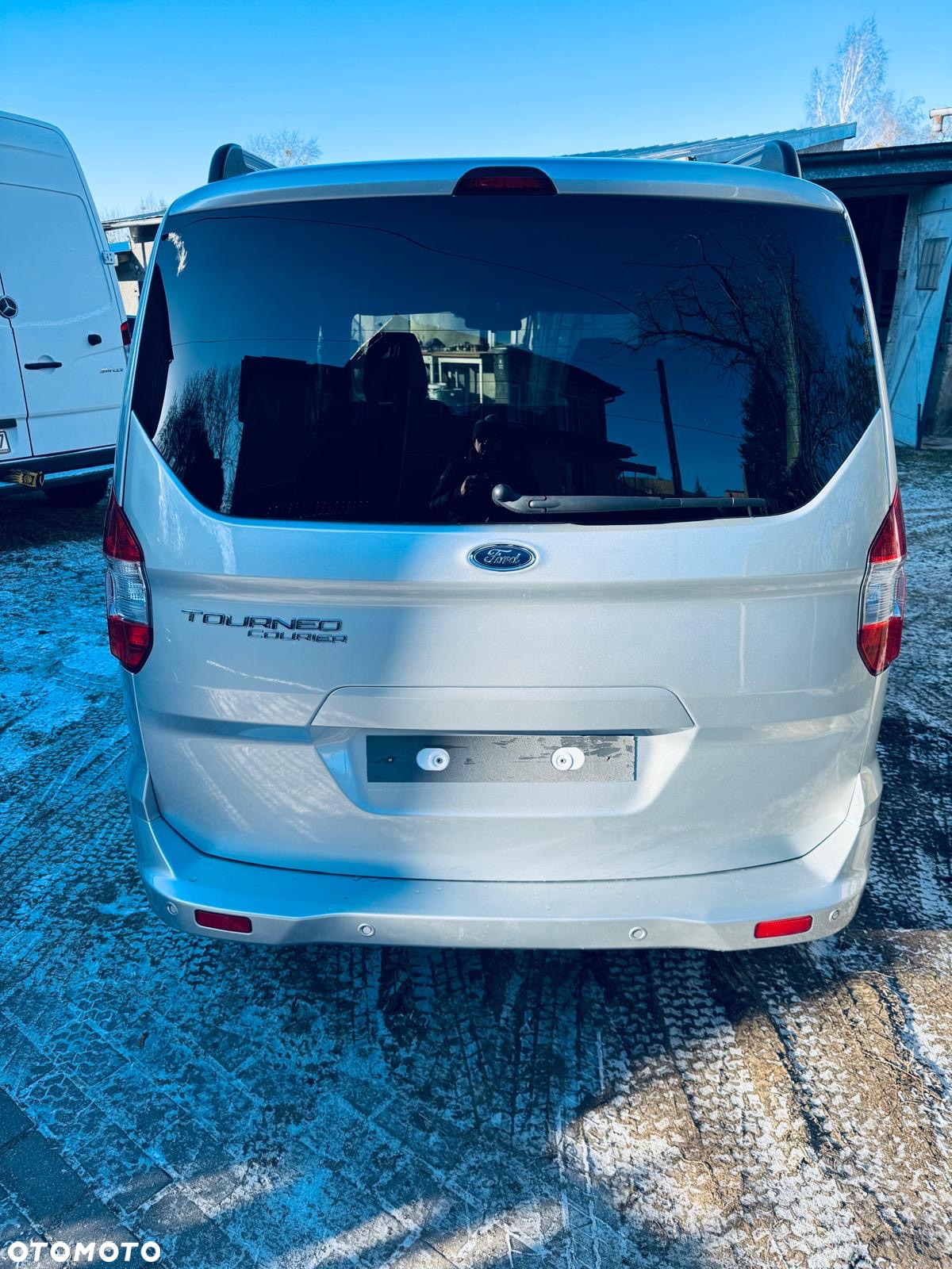 Ford Tourneo Courier 1.0 EcoBoost S&S Ambiente - 14