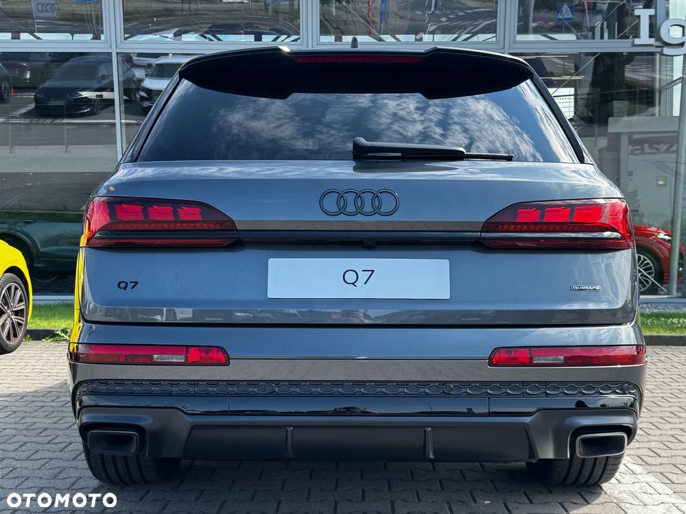 Audi Q7 TFSI e PHEV 360 kW Quattro S Line Tiptr - 8