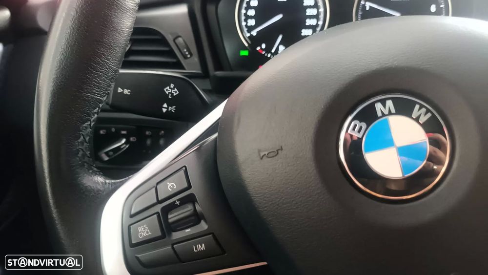 BMW 225xe Active Tourer Line Sport - 24