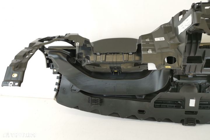 Plansa Bord Originala In Stare Buna Reconditionata profesional Skoda S - 5