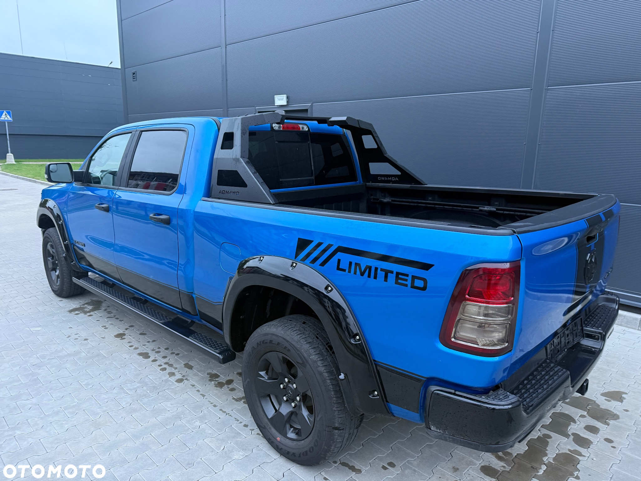 Dodge RAM 1500 5.7 4x4 - 3