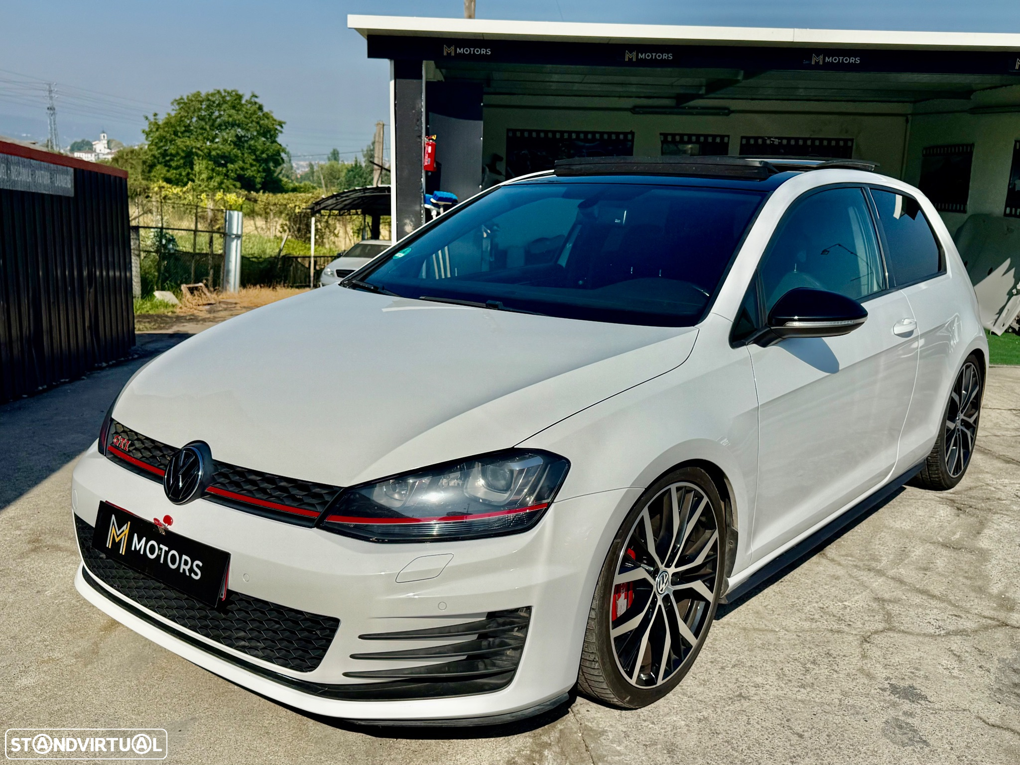 VW Golf 2.0 TSi GTi DSG Performance - 2