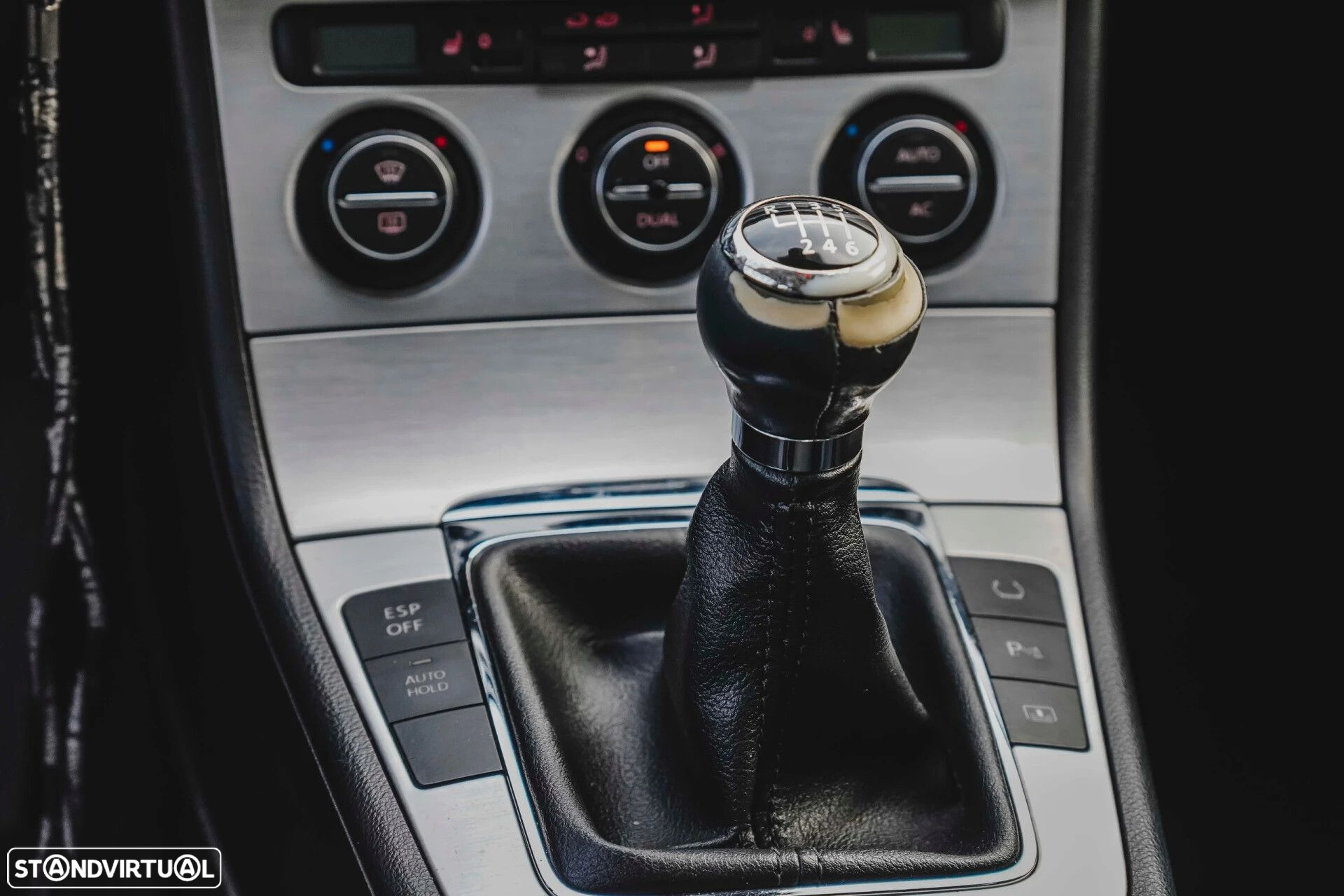 VW Passat - 28